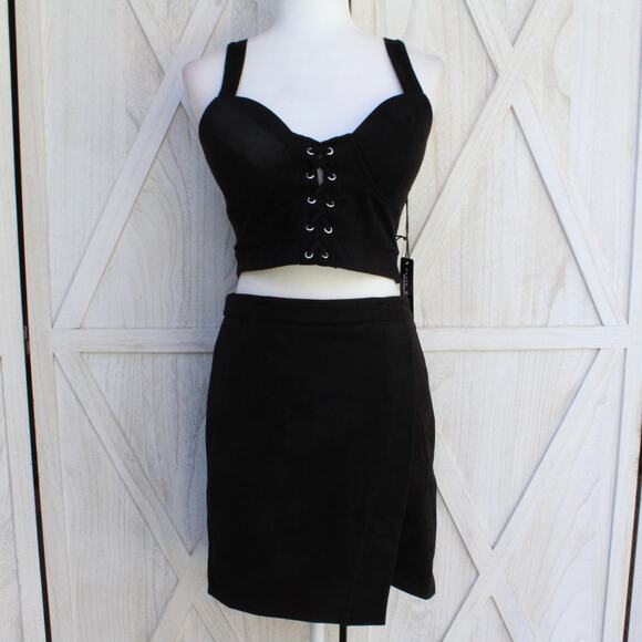 Haute Monde Black Two Piece Set Medium - Picture 1 of 9